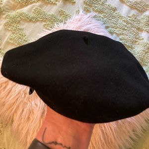 Corte Ingles Spanish Beret hat black pure virgin wool with leather interior rim.